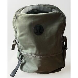 Lululemon New Crew Backpack 22L Laptop Pocket DESIGNED FOR ON THE MOVE